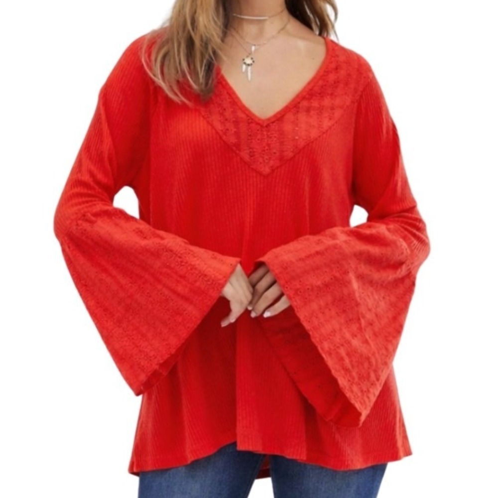 Free People Parisian Nights Flared Sleeve Red Eyelet‎ V-Neck Thermal Top Size L